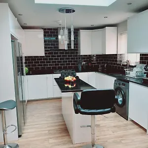 Guest house Hayesandheathrow, Hayes (Greater London)